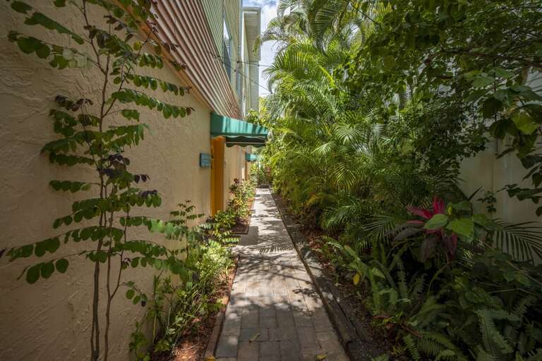 Casa Van Lopik, Siesta Key, Siesta Key Village 3BR