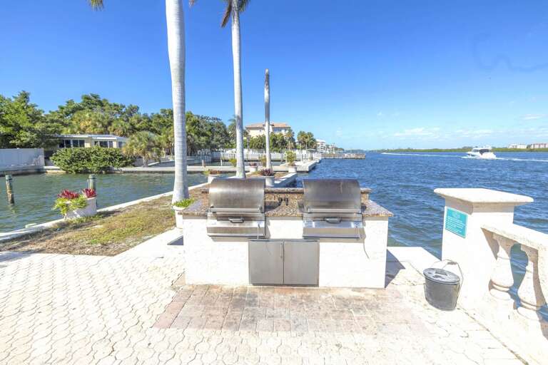 Barbecue 100-steps, Siesta Key 3BR Barbecue 100-steps, Siesta Key 3BR