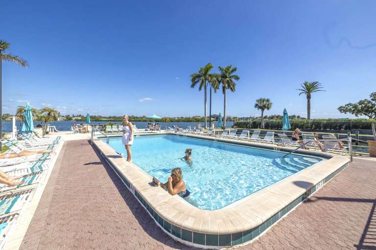 Bayfront pool 100-steps, Siesta Key 3BR Bayfront pool 100-steps, Siesta Key 3BR