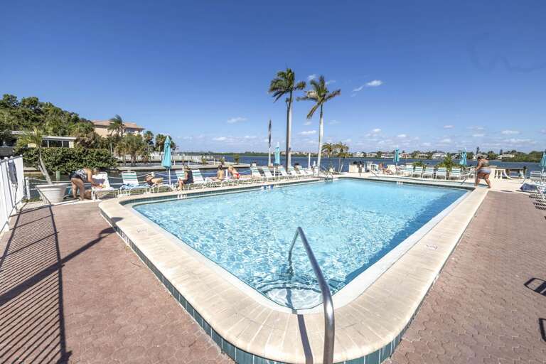 Bayfront pool 100-steps, Siesta Key 3BR Bayfront pool 100-steps, Siesta Key 3BR