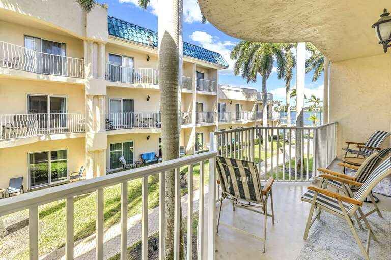 Private balcony with bay-views, Siesta Key 3BR Private balcony with bay-views, Siesta Key 3BR