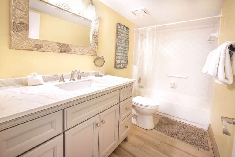 Four full baths with shower tubs, Siesta Key Village 6BR