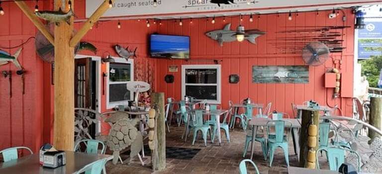 Seafood Restaurant | Siesta Key 1BR