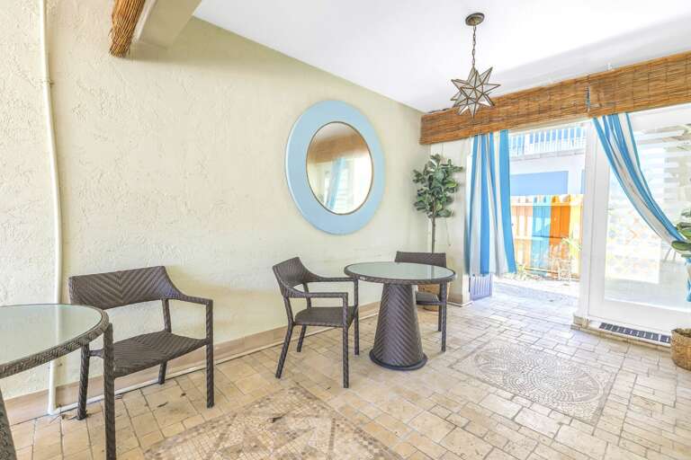 The Coral Cabanas, alfresco dining (shared)