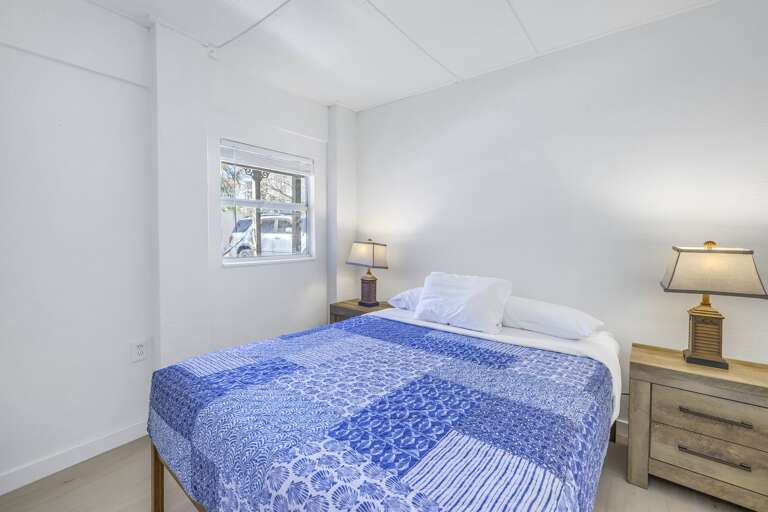 Queen Bedroom, Siesta Key 2BR