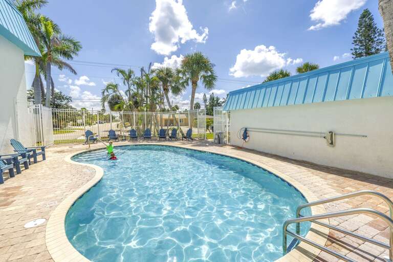 Stay in a bright Siesta Key home with a heated pool and sunny deck. Just minutes from the beach, restaurants, and shops.