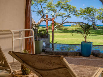 Aloha Aku Bamboo2 Suite – A Serene Retreat by the Shore