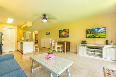 Maui Sunset B102 - Aloha Tai 2, Beachfront Resort Condo, Ground floor, 1B/2BA, Sleep5