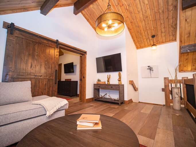 Loft area with 50 inch smart TV