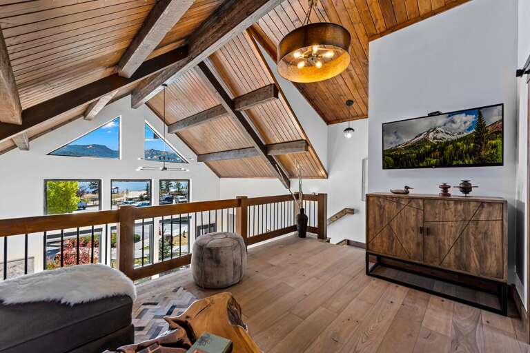 Loft area with 50 inch smart TV