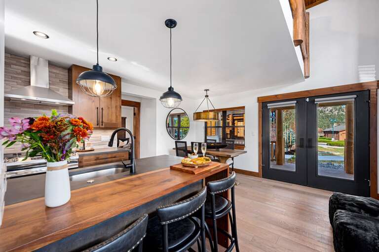 Fully equipped kitchen