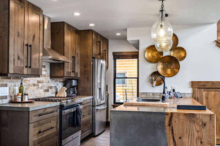 Fully equipped kitchen