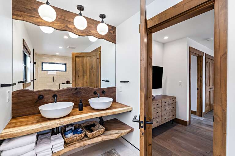 Upper level master bathroom