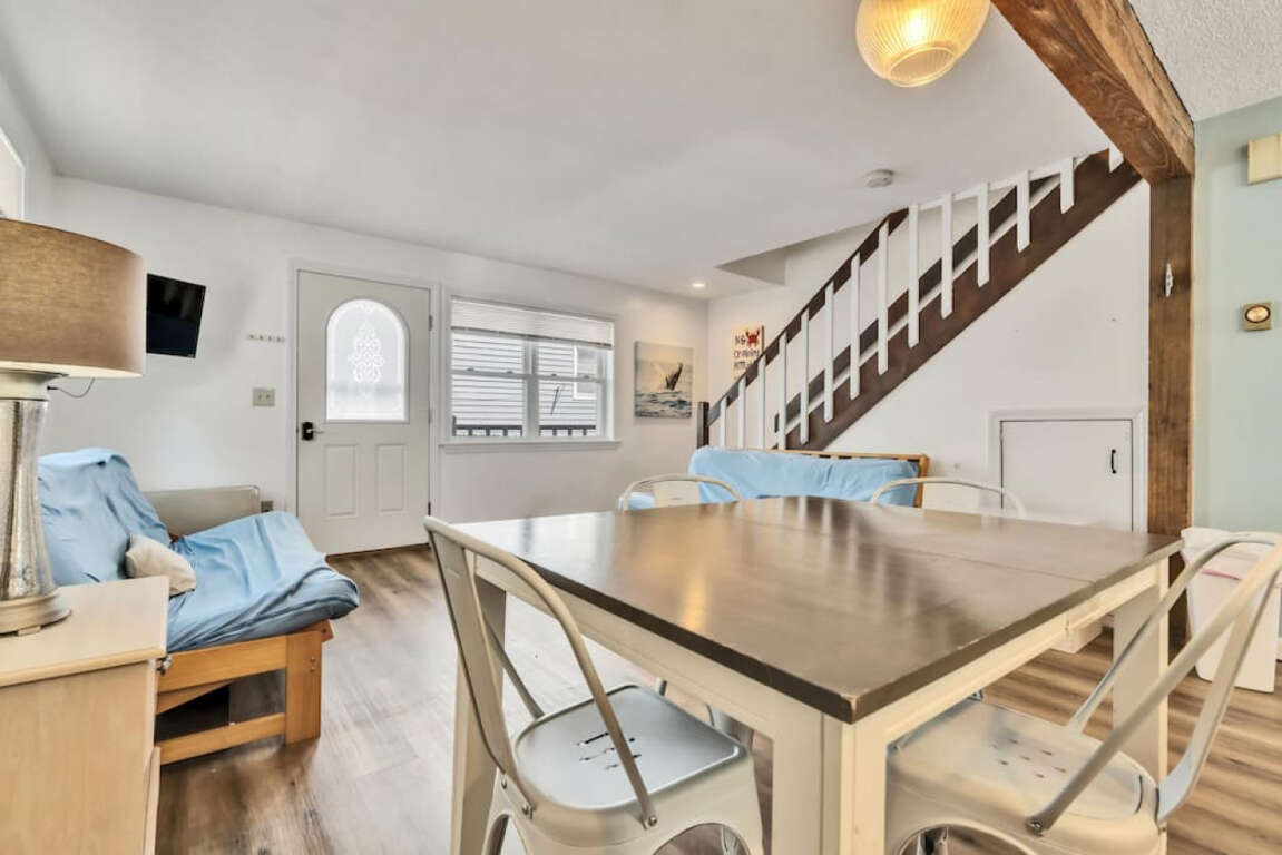 Serene 2BR Condo in York Beach Maine with Amenities Sleeps 8 (169854