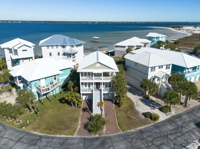 Aerial view 1464 Bermuda Dr.