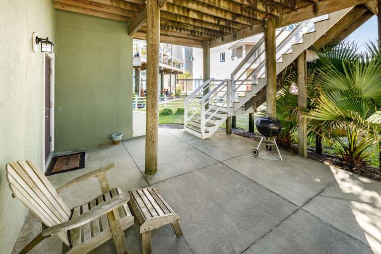 Ground floor shaded grilling area