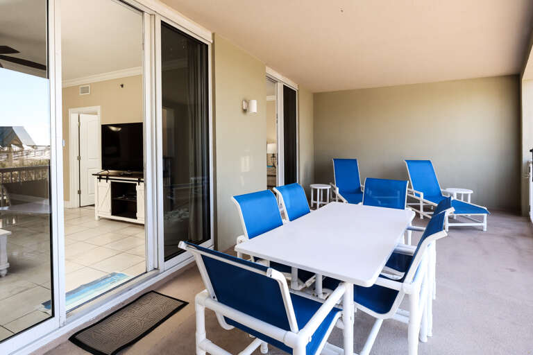 Large private balcony with large dining table