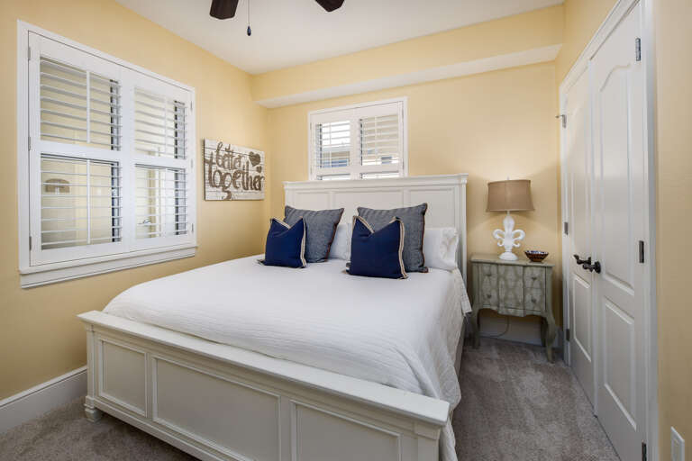 Third bedroom with king size bed Third bedroom with king size bed