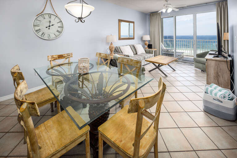 Dining/Living room area with beach views