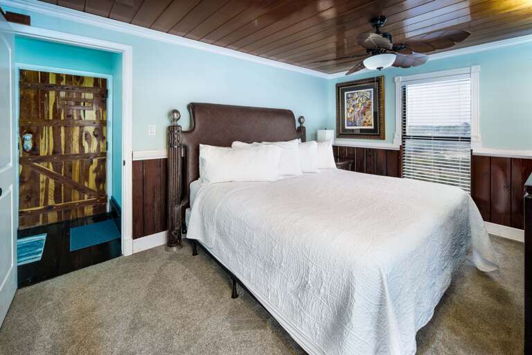 Master bedroom with king size bed