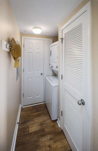 Stackable washer and dryer Stackable washer and dryer