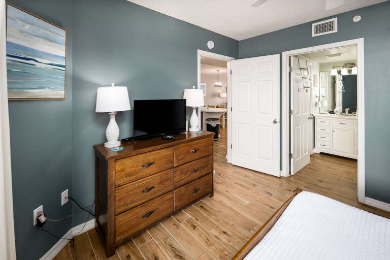 Third bedroom with TV