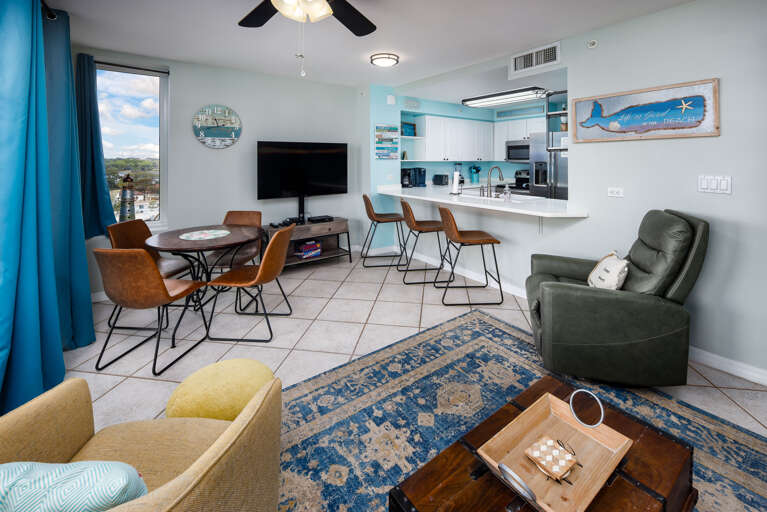 Living/Dining/Kitchen area