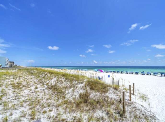 Beautiful Emerald Coast beaches just steps from the condo
