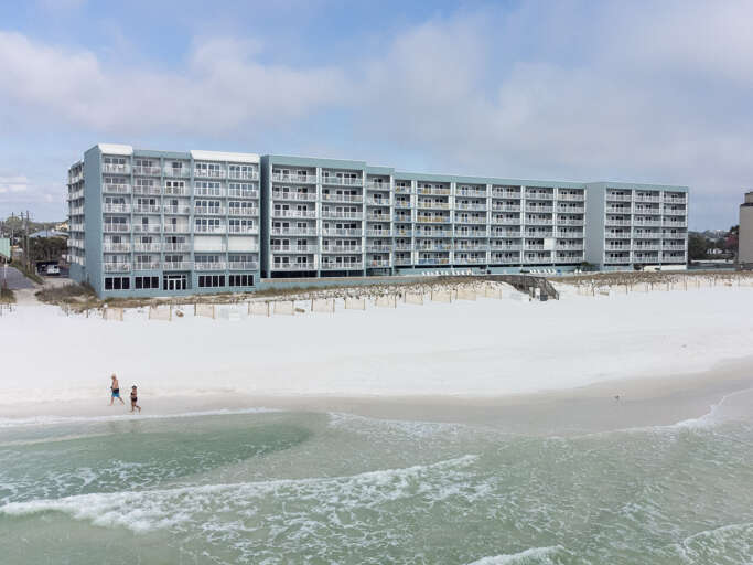 Islander Beach Resort southern facade