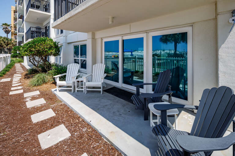 Patio offers Plenty of Seating In the Shade Patio offers Plenty of Seating In the Shade