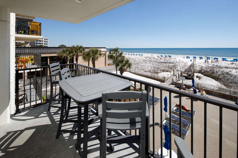 Plenty of seating on balcony