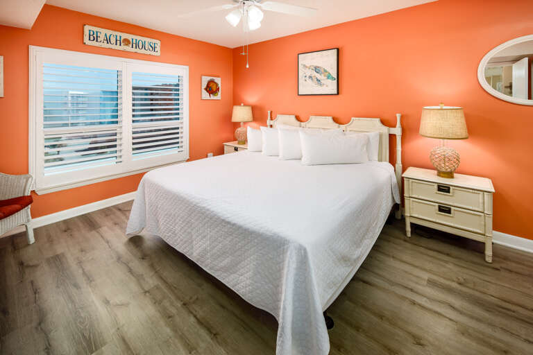 Master bedroom with king size bed