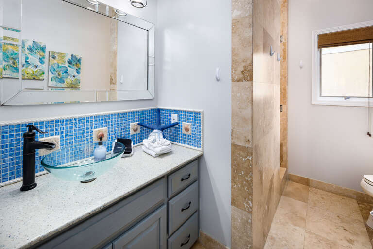 Second full size bathroom