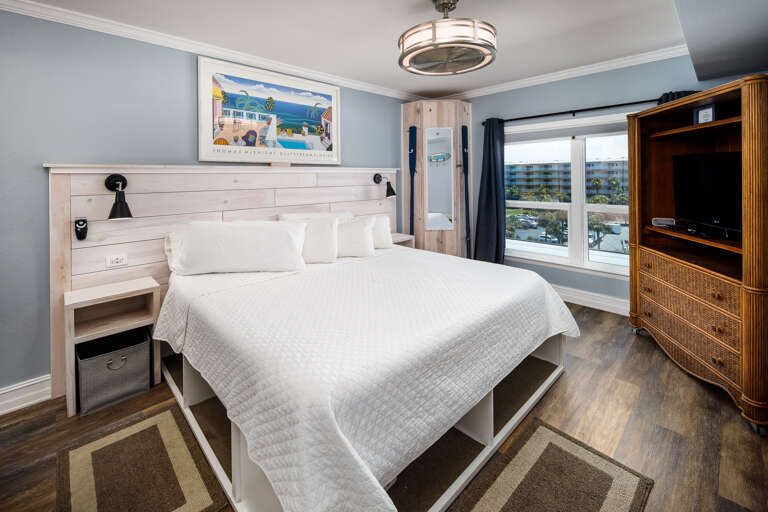 Master bedroom with king size bed