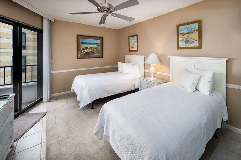 Third bedroom with two twin size beds