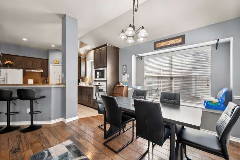 17-1705 Fairfax Drive_6793.jpg