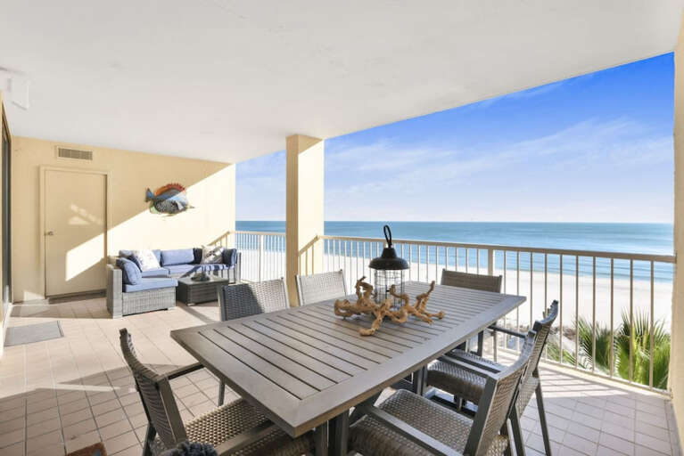 Outdoor Dining Area on balcony with great ocean view Outdoor Dining Area on balcony with great ocean view