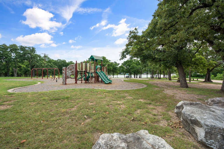 Lakeside Playground nearby on end of the street by house, walkable less than a block