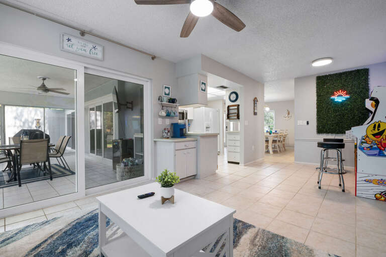 2nd living room