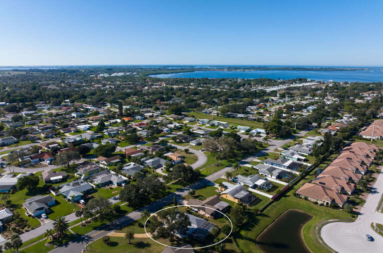 Close to the beaches!