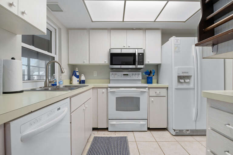 Fully stocked kitchen, with Keurig coffee maker