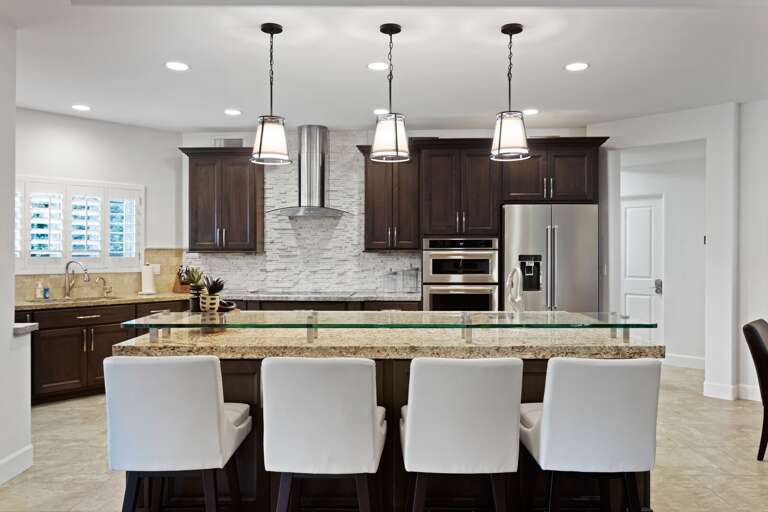 Kitchen Island with Seating for 4