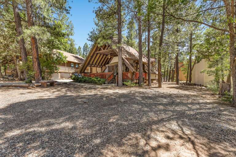 Scenic Ponderosa Pines Setting: Enjoy the serenity of Northern Arizona's lush pine forest.