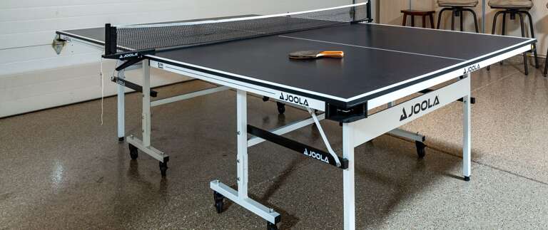 Ping pong table