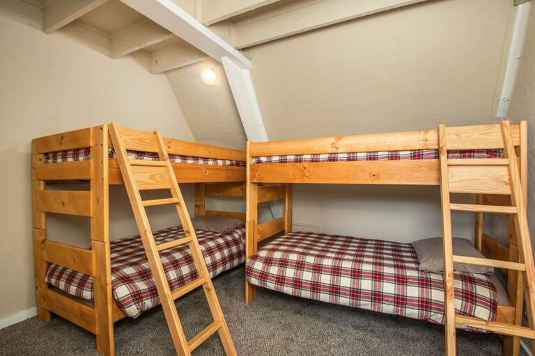 Bedroom 3 w two twin bunk beds Bedroom 3 w two twin bunk beds