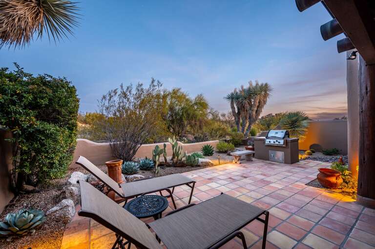 Amazing sunrises and sunsets with natural landscapes.