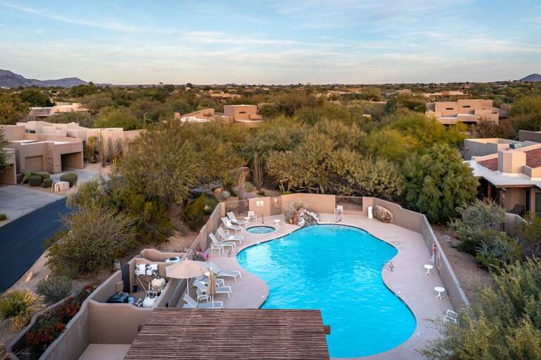 Community pool and jacuzzi. Community pool and jacuzzi.