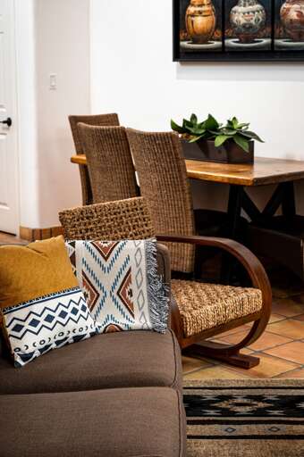 Southwestern flare. Southwestern flare.