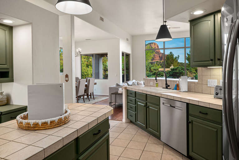 Fully Equipped Kitchen Fully Equipped Kitchen