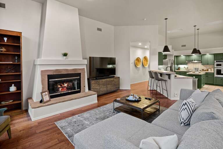 Living Area Living Area